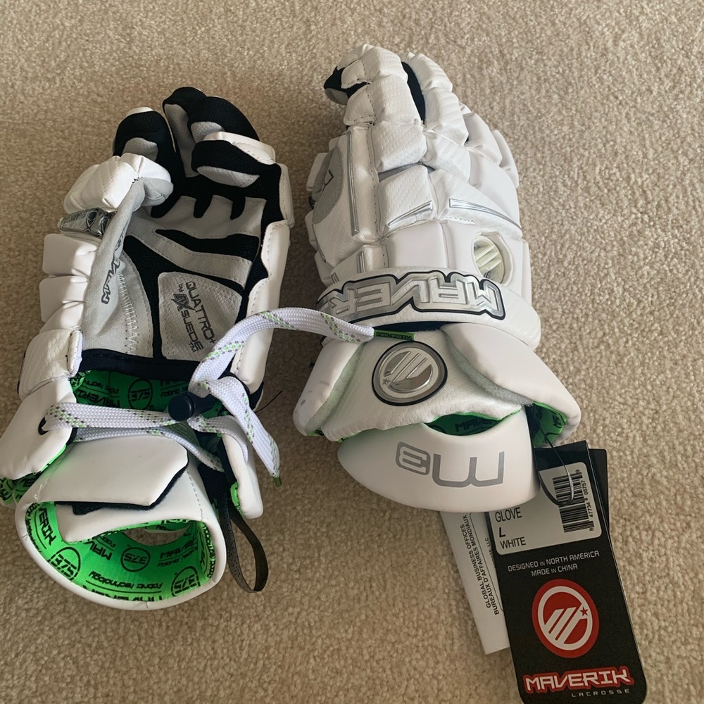 Maverik M3 Gloves (Never wonr)